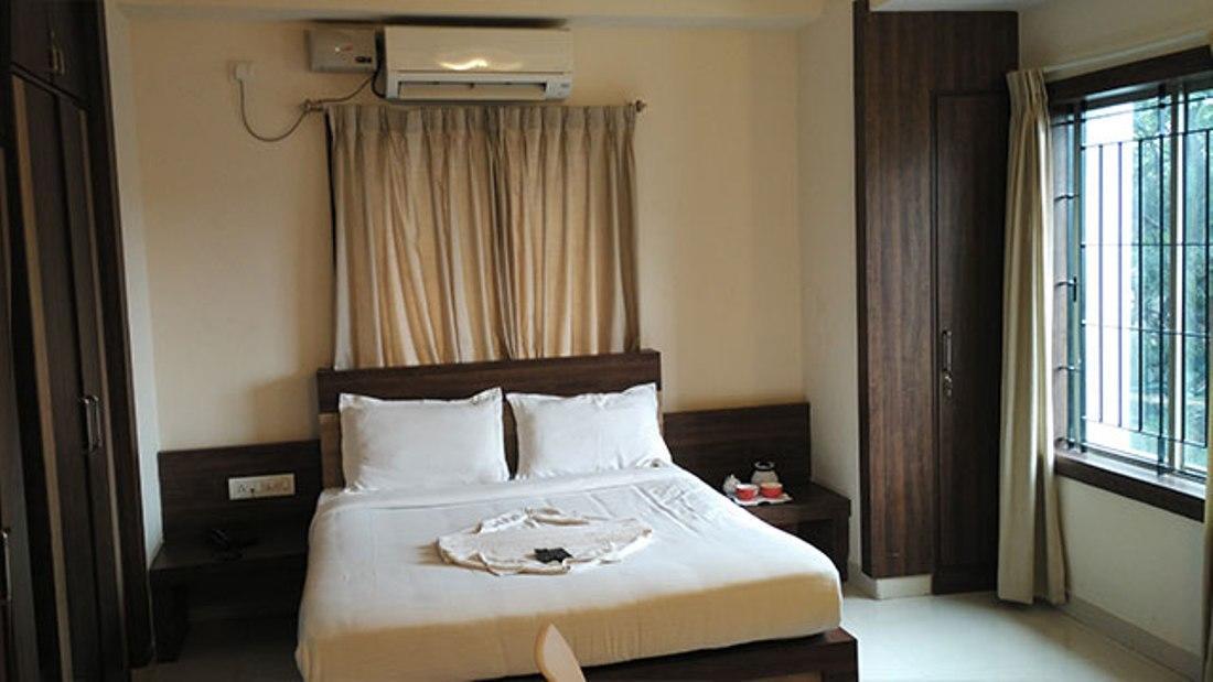 העיר בנגלור Hotel New Bell Inn מראה חיצוני תמונה